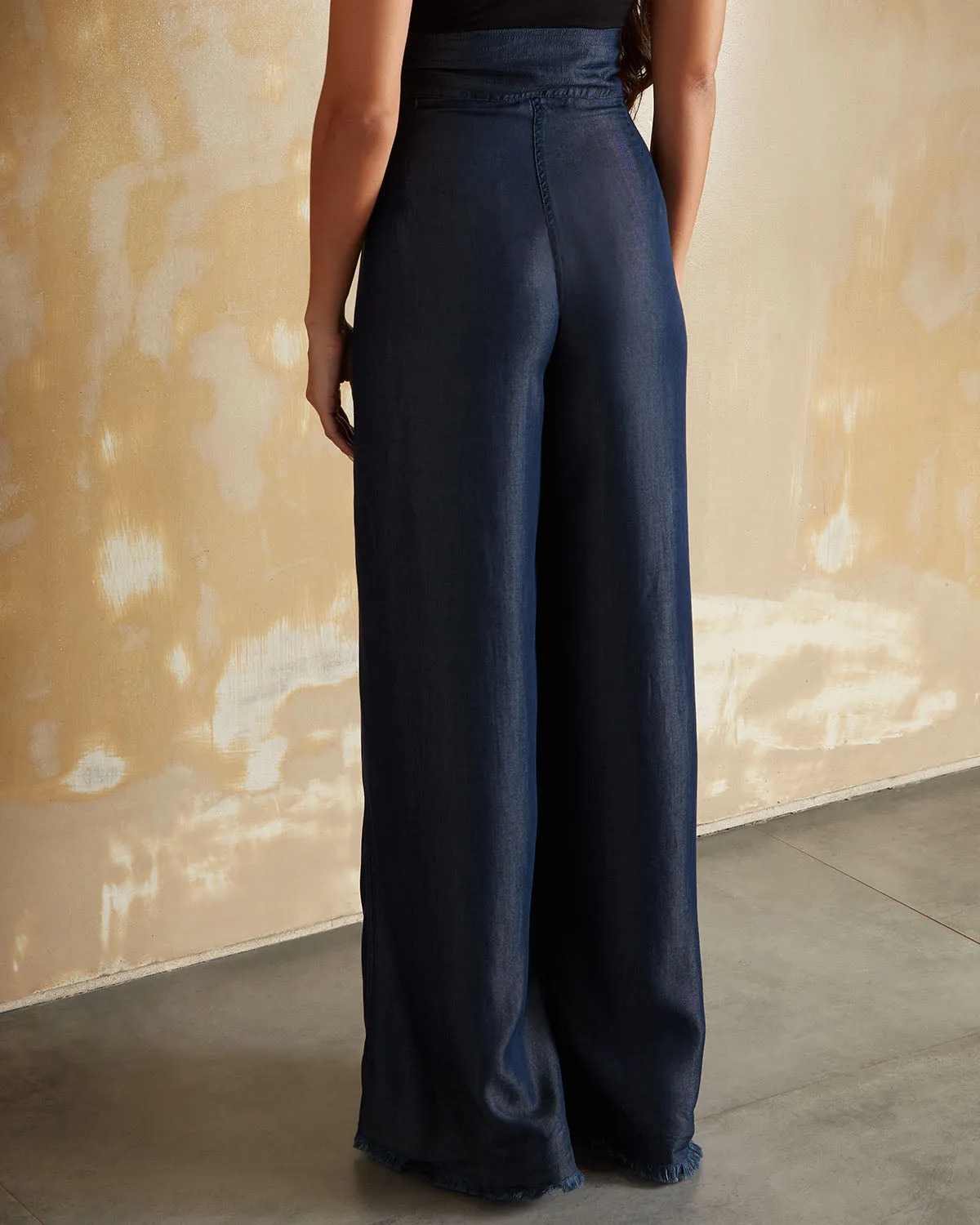 Knock Out Wide-Legged Jeans