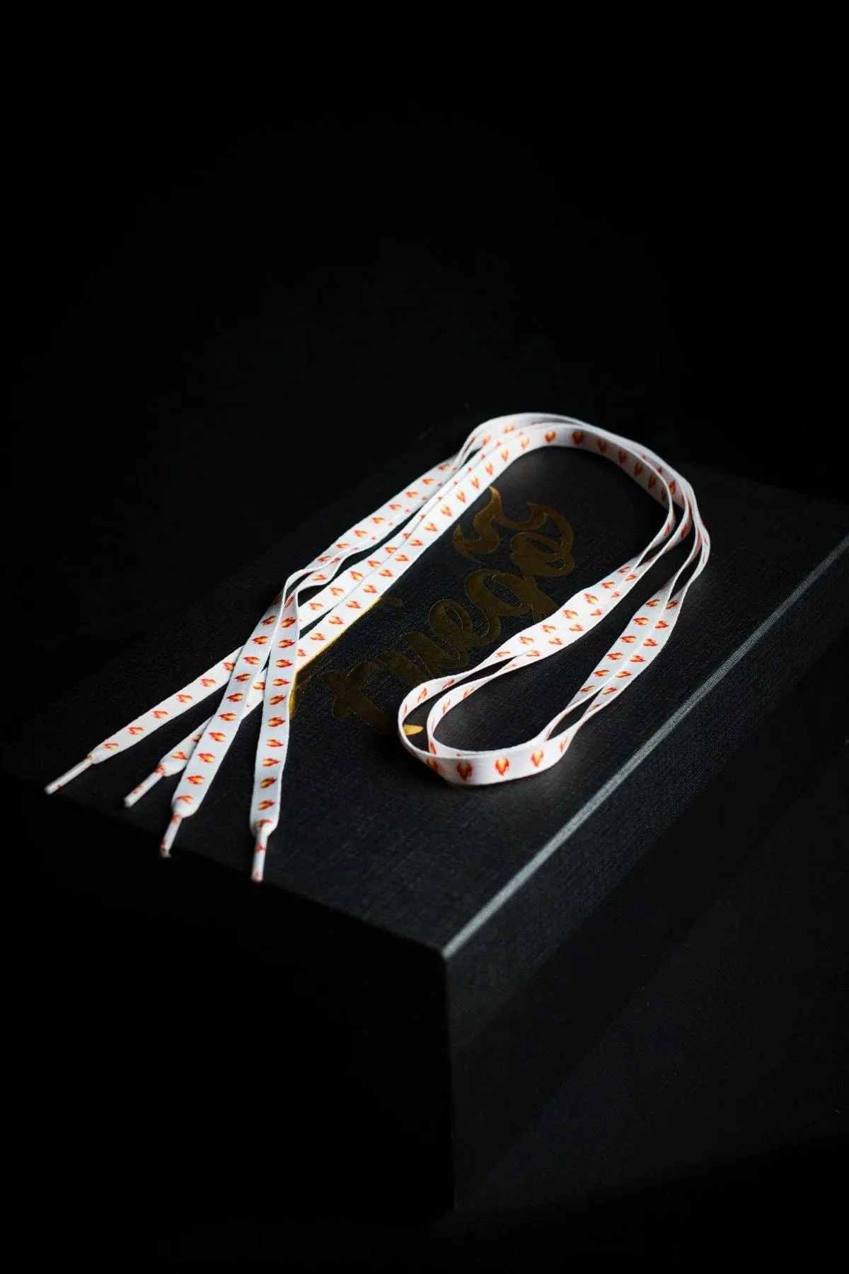 Laces | (Fire / White)